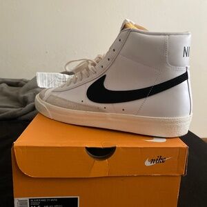 Nike blazers